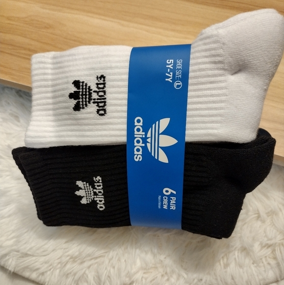 Adidas Kids Black/White Pairs Crew Socks 5Y-7Y New - Picture 3 of 5